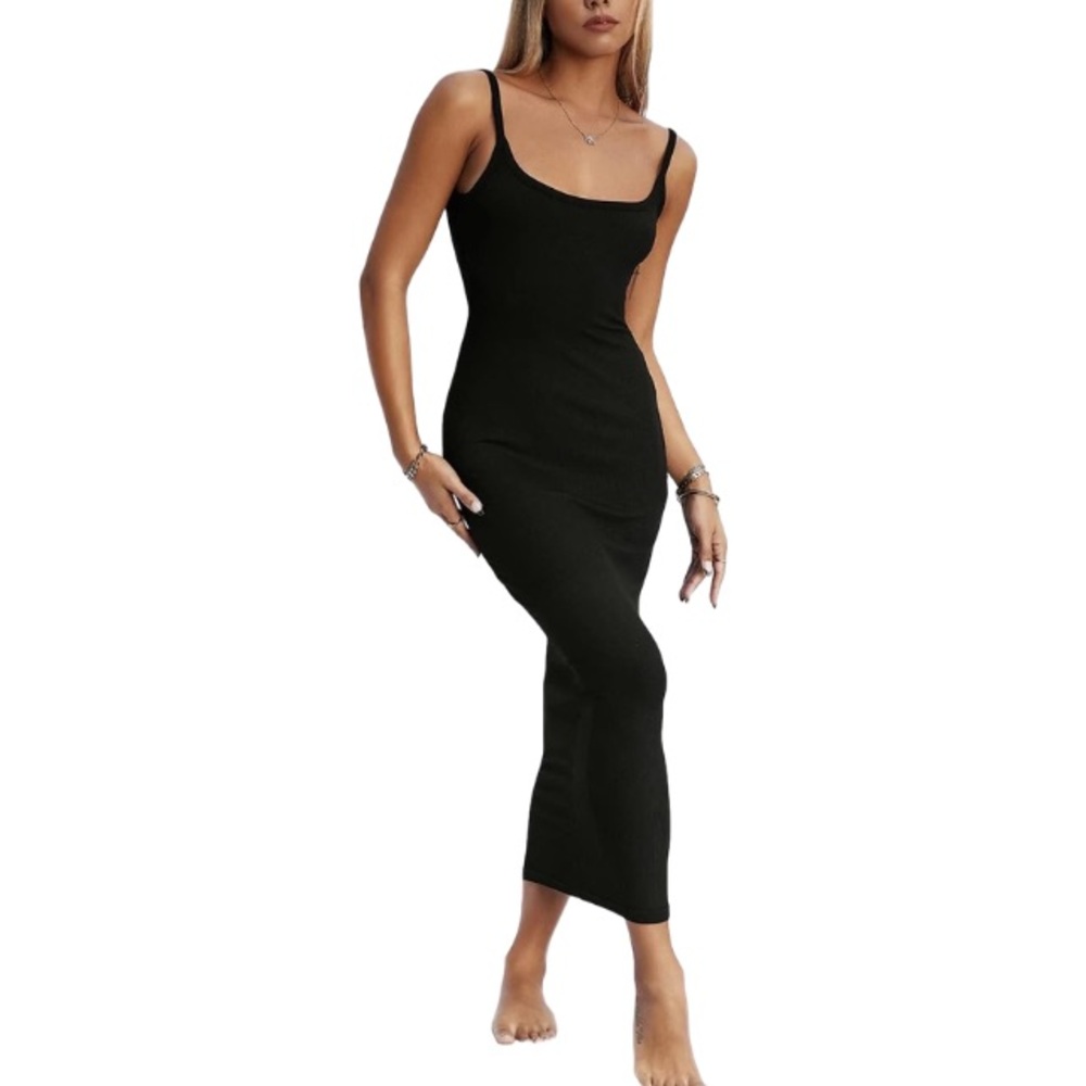 Black ribbed maxi dress